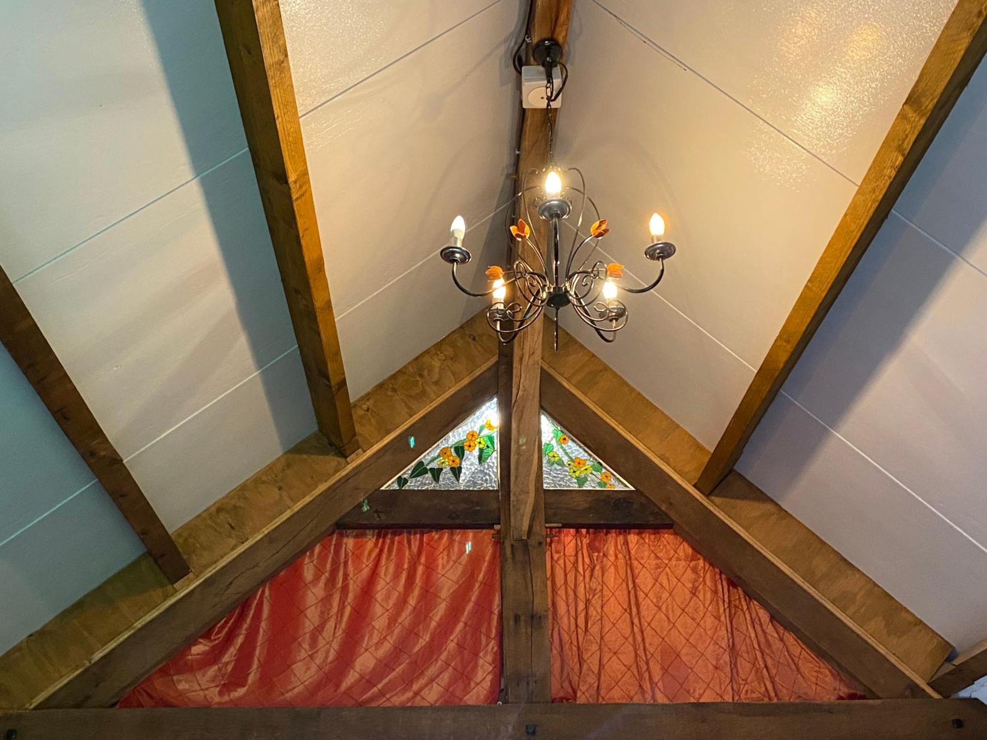 Spacious, Rustic Studio Space For 2 Persons Saint-Cyr-du-Bailleul Екстер'єр фото