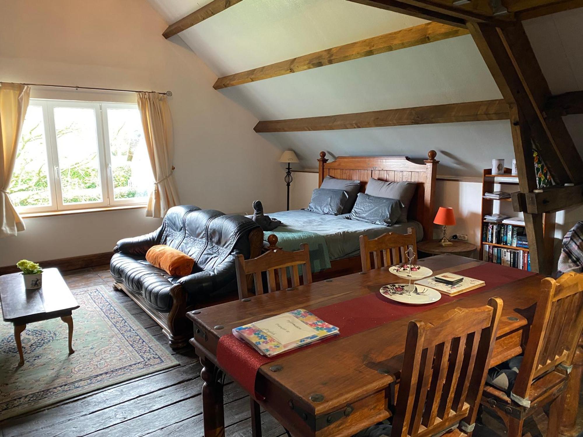 Spacious, Rustic Studio Space For 2 Persons Saint-Cyr-du-Bailleul Екстер'єр фото